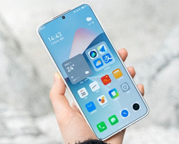 涨上策 新机盘点: 6.3英寸轻薄小屏旗舰新机;7800mAh中端手机